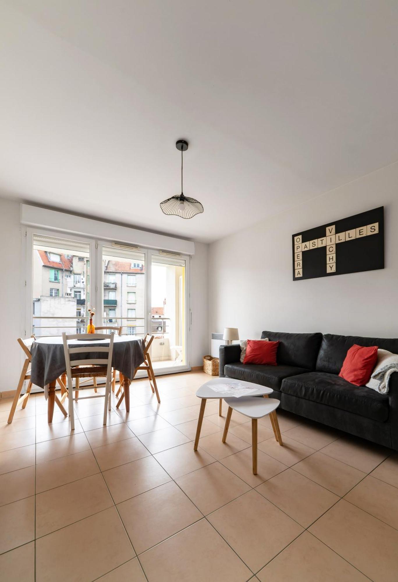 L'Eugenie - Appartement Design & Confort En Centre-Ville Виши Экстерьер фото