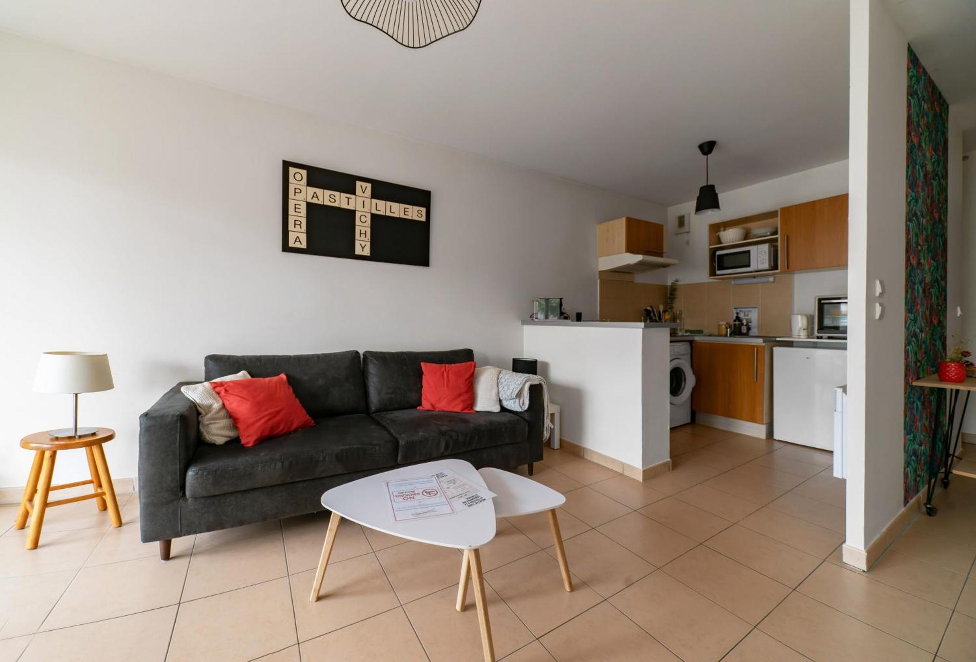 L'Eugenie - Appartement Design & Confort En Centre-Ville Виши Экстерьер фото