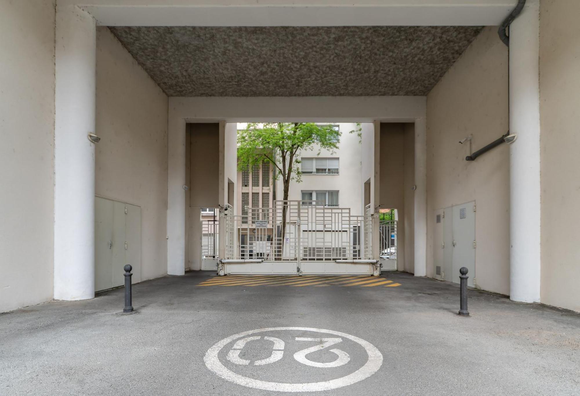 L'Eugenie - Appartement Design & Confort En Centre-Ville Виши Экстерьер фото