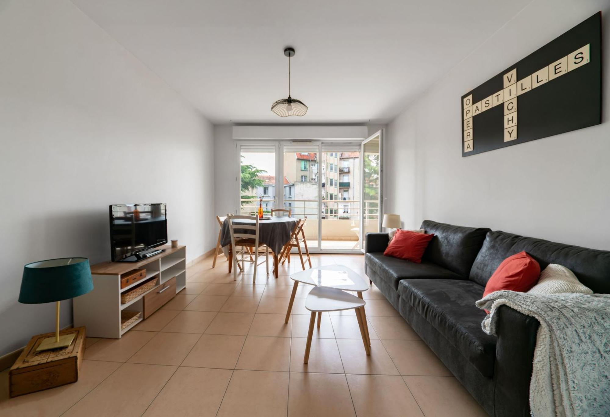 L'Eugenie - Appartement Design & Confort En Centre-Ville Виши Экстерьер фото