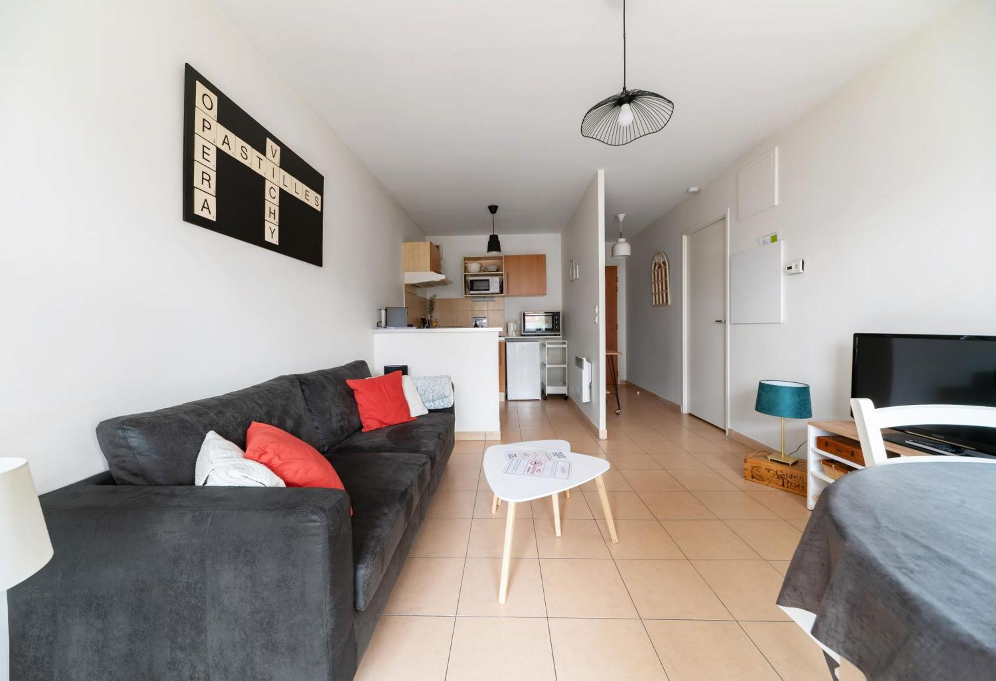 L'Eugenie - Appartement Design & Confort En Centre-Ville Виши Экстерьер фото