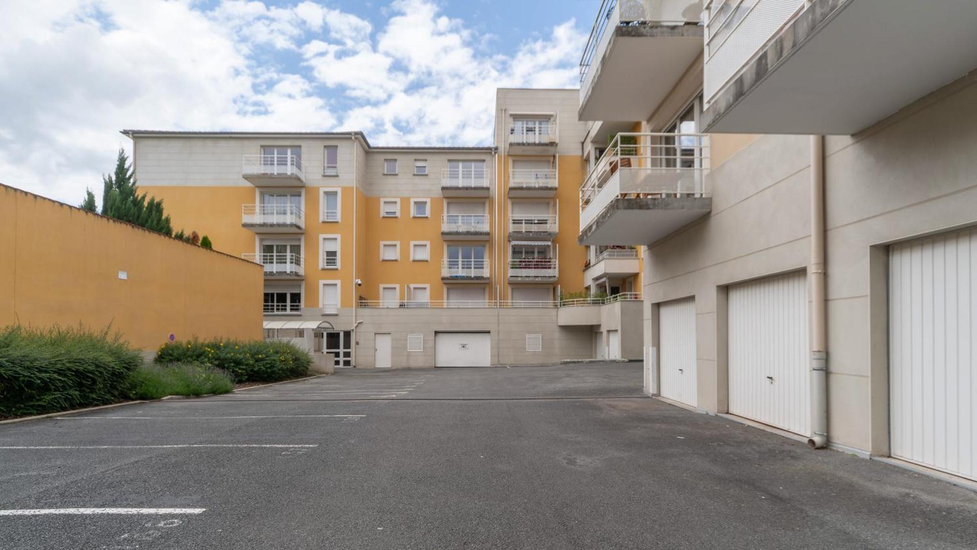 L'Eugenie - Appartement Design & Confort En Centre-Ville Виши Экстерьер фото