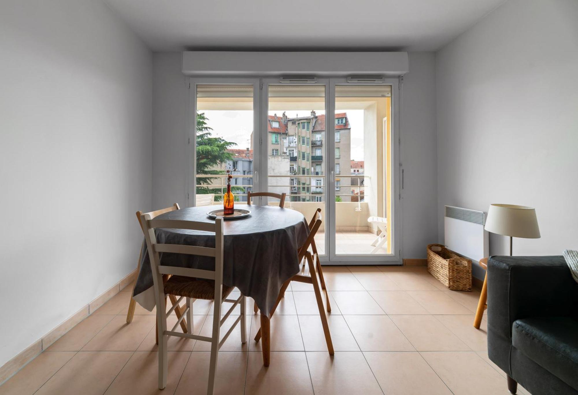 L'Eugenie - Appartement Design & Confort En Centre-Ville Виши Экстерьер фото